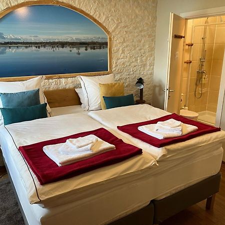 La Fiere Bridge Guest House Amfreville  Екстер'єр фото