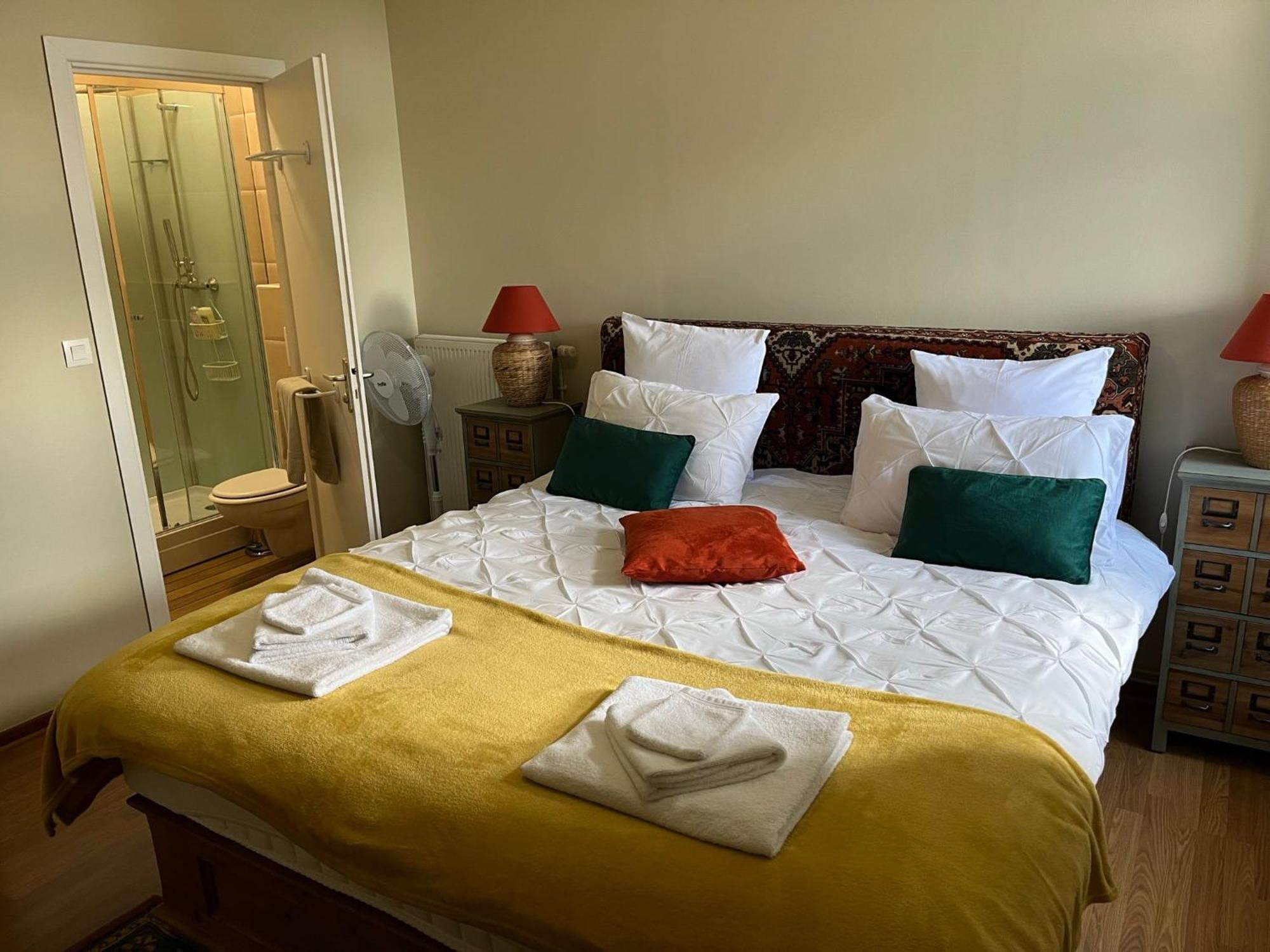 La Fiere Bridge Guest House Amfreville  Екстер'єр фото